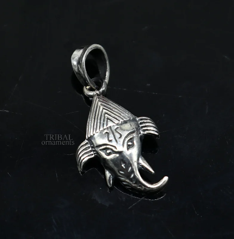 92.5 terling silver Lord Ganesha pendant, excellent unique design stylish unisex personalized gift pendant jewelry ssp1742