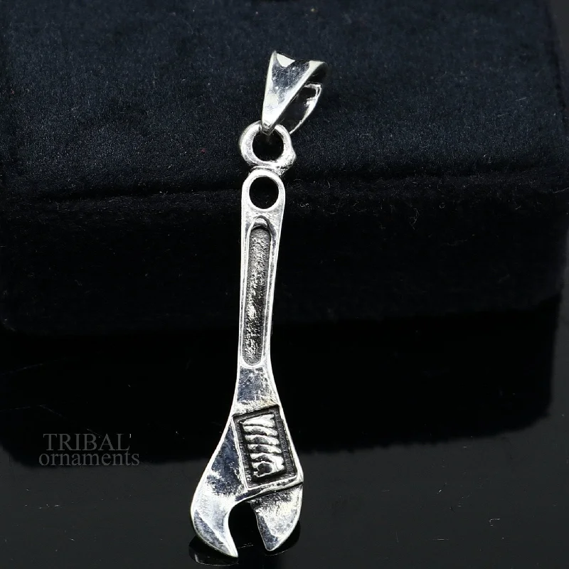 925 sterling silver handmade small tool spanner design pendant, amazing designer fabulous pendant unisex divine jewelry ssp1649