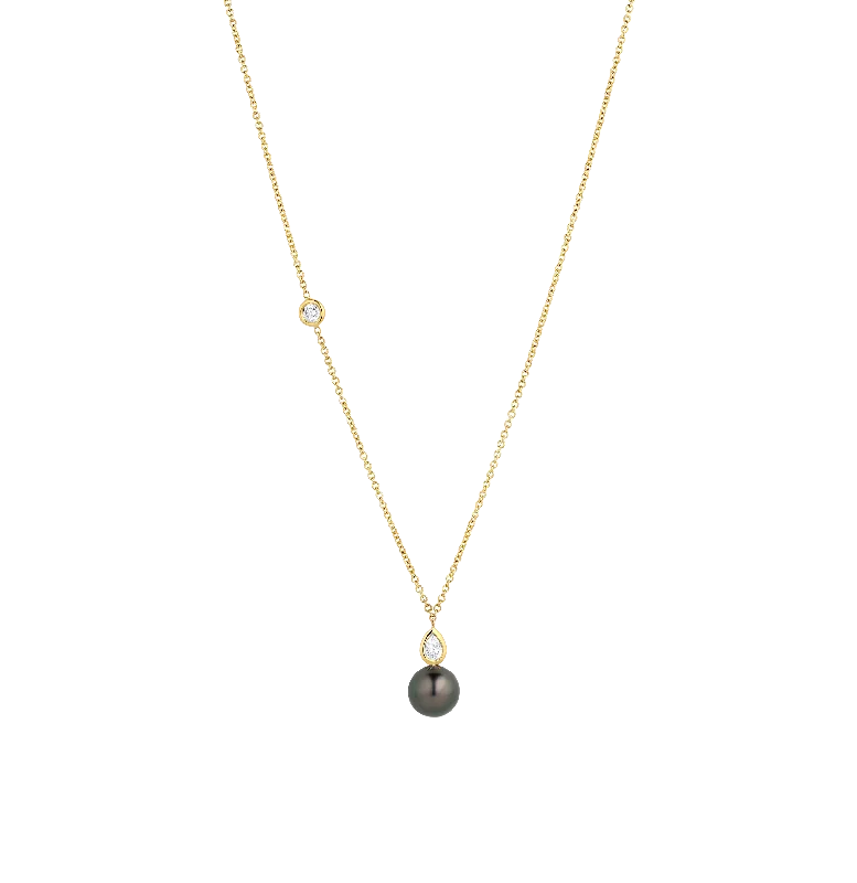 Sabel Collection Yellow Gold Black Pearl and Diamond Necklace