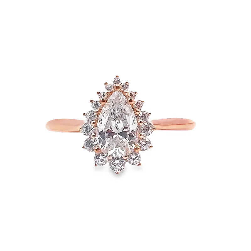 Padis Classique Halo Engagement Ring