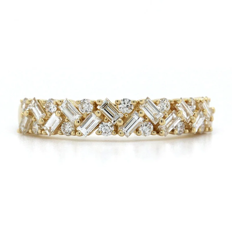 14K Yellow Gold Baguette and Round Diamond Band