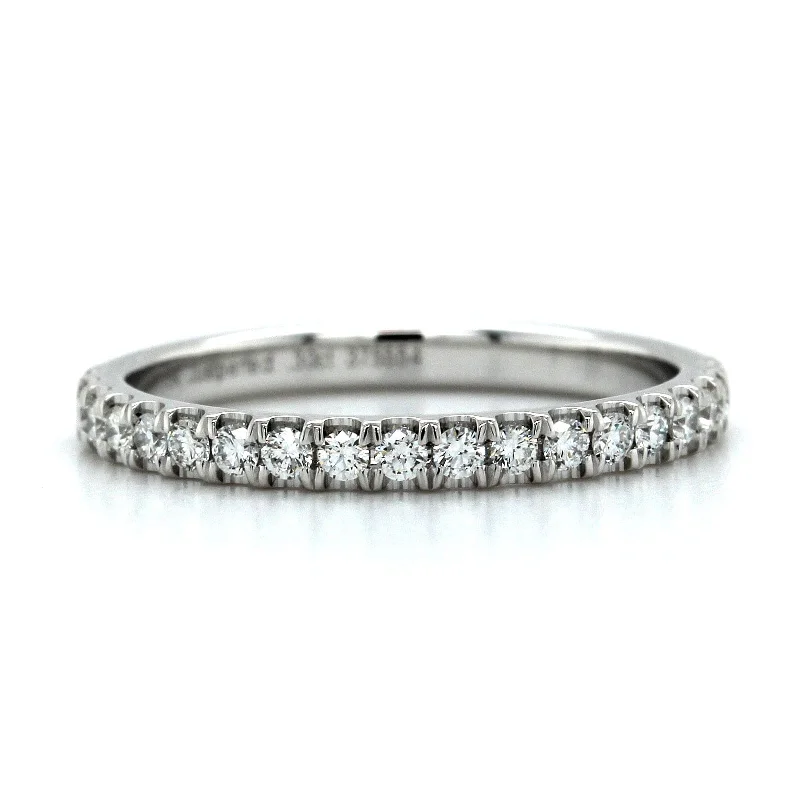 18K White Gold Prong Set 19 Stone Diamond Band