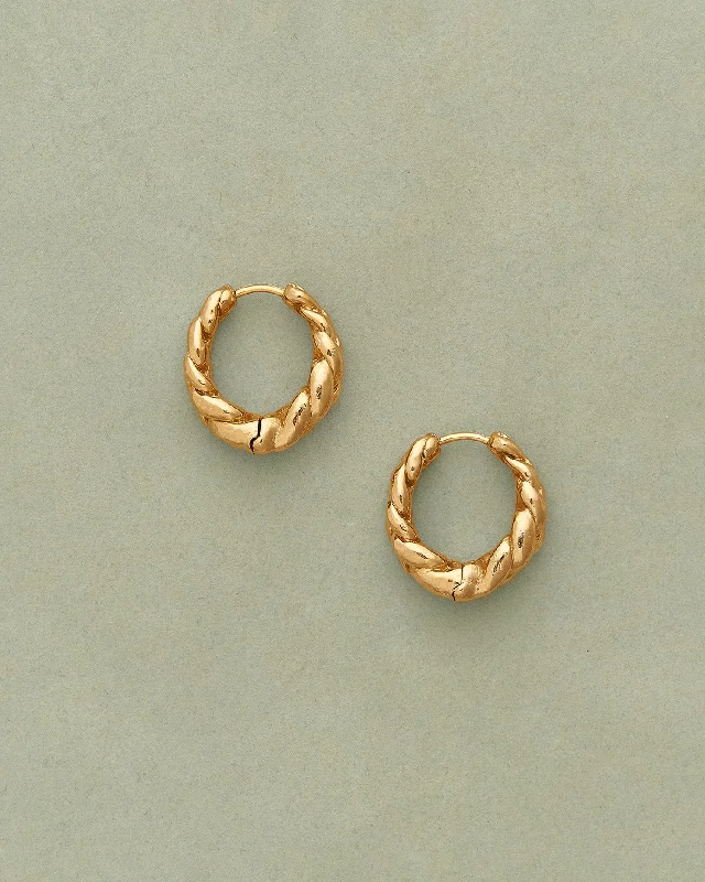 Pythia Hoops