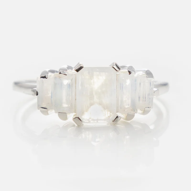 Moonstone Deco Ring in Silver